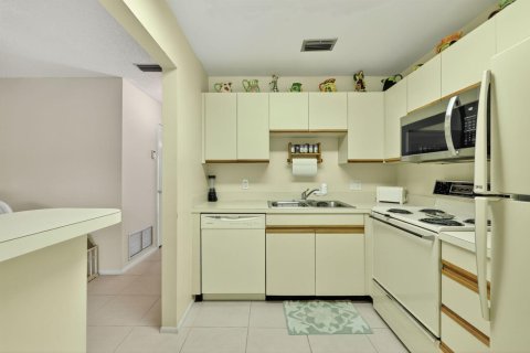 Copropriété à vendre à Port St. Lucie, Floride: 1 chambre, 63.17 m2 № 2084835 - photo 9
