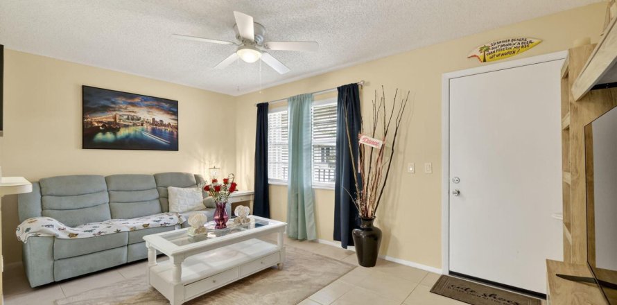 Condo à Port St. Lucie, Floride, 1 chambre  № 2084835