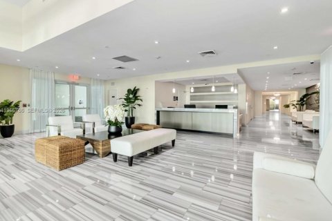 Condo in Aventura, Florida, 3 bedrooms № 2081340 - photo 3