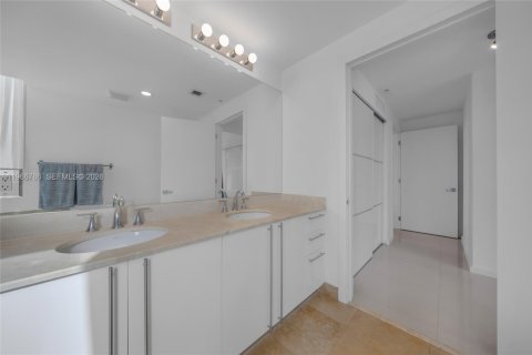 Condo in Aventura, Florida, 3 bedrooms № 2081340 - photo 28