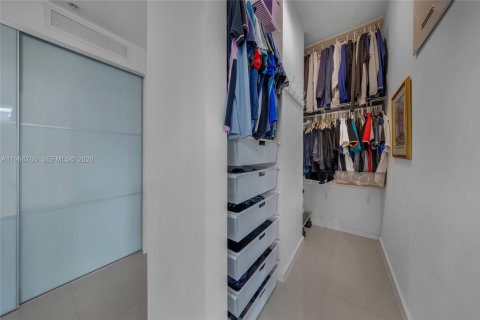 Condo in Aventura, Florida, 3 bedrooms № 2081340 - photo 26
