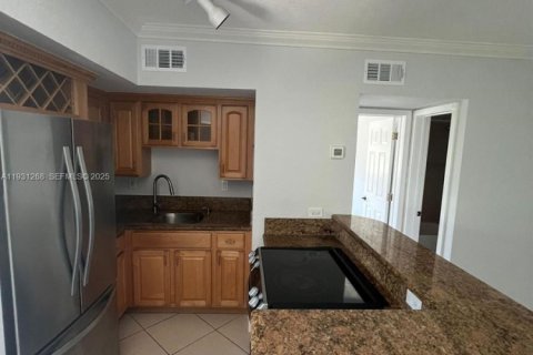 Condominio en venta en Fort Lauderdale, Florida, 1 dormitorio, 42.64 m2 № 1990172 - foto 5