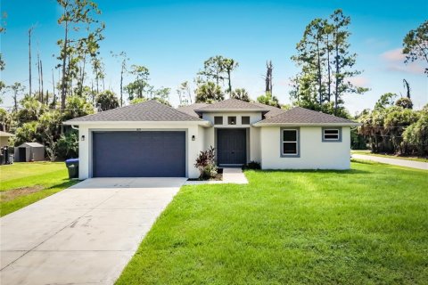 Casa en North Port, Florida 3 dormitorios, 145.21 m2 № 2377655