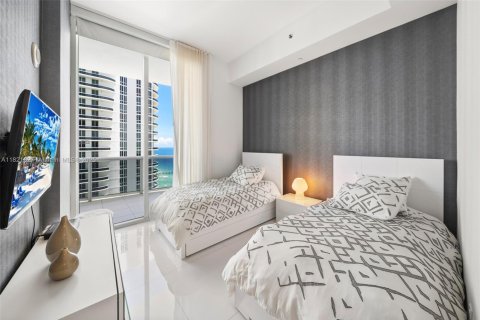Copropriété à vendre à Sunny Isles Beach, Floride: 3 chambres, 183.85 m2 № 1936612 - photo 27