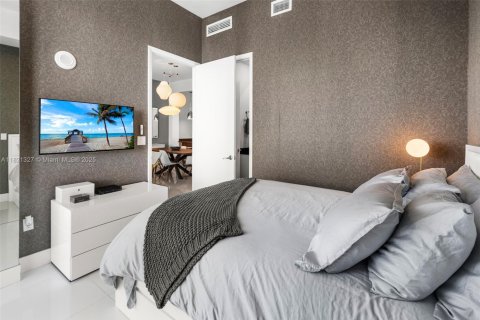 Copropriété à vendre à Sunny Isles Beach, Floride: 3 chambres, 183.85 m2 № 1936612 - photo 22