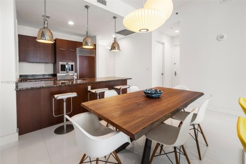 Copropriété à vendre à Sunny Isles Beach, Floride: 3 chambres, 183.85 m2 № 1936612 - photo 10