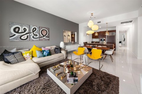 Copropriété à vendre à Sunny Isles Beach, Floride: 3 chambres, 183.85 m2 № 1936612 - photo 3