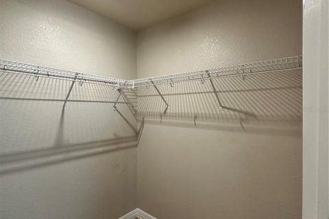 Condominio en alquiler en Oviedo, Florida, 2 dormitorios, 89.19 m2 № 1912026 - foto 11