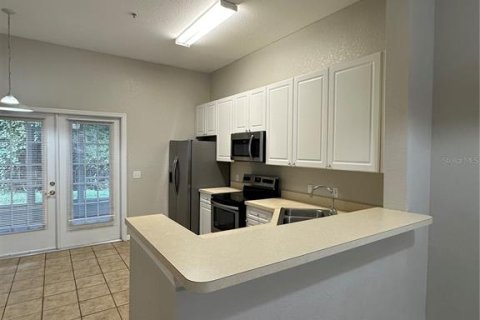 Condominio en alquiler en Oviedo, Florida, 2 dormitorios, 89.19 m2 № 1912026 - foto 6