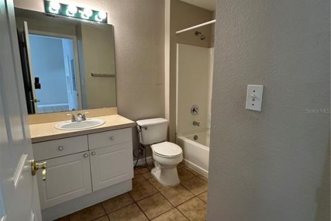 Condominio en alquiler en Oviedo, Florida, 2 dormitorios, 89.19 m2 № 1912026 - foto 18