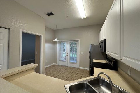 Condominio en alquiler en Oviedo, Florida, 2 dormitorios, 89.19 m2 № 1912026 - foto 5