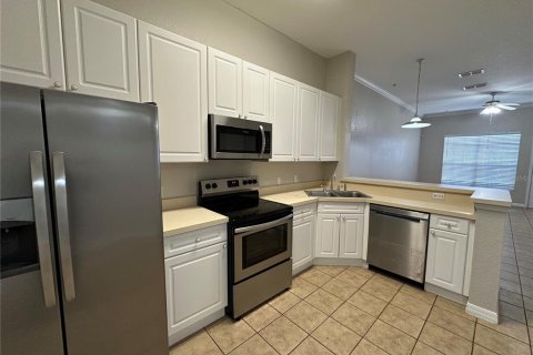Condominio en alquiler en Oviedo, Florida, 2 dormitorios, 89.19 m2 № 1912026 - foto 4