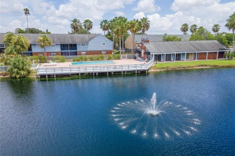 Condo in Largo, Florida, 1 bedroom  № 1870748 - photo 18