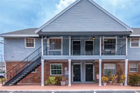 Condo in Largo, Florida, 1 bedroom  № 1870748 - photo 14