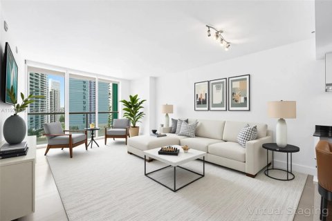Condo in Miami, Florida, 1 bedroom № 1983814 - photo 2