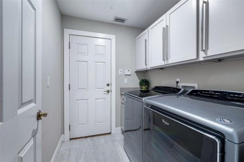 Casa en venta en Ormond Beach, Florida, 4 dormitorios, 224.54 m2 № 1866757 - foto 29