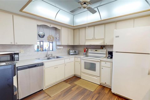 Condominio en venta en Treasure Island, Florida, 3 dormitorios, 169.08 m2 № 2147889 - foto 8