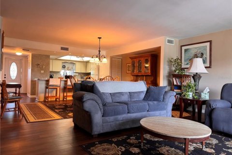 Condominio en venta en Treasure Island, Florida, 3 dormitorios, 169.08 m2 № 2147889 - foto 18