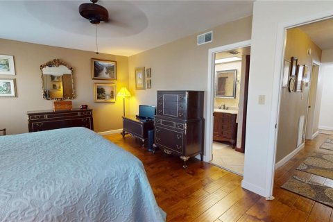 Condominio en venta en Treasure Island, Florida, 3 dormitorios, 169.08 m2 № 2147889 - foto 22