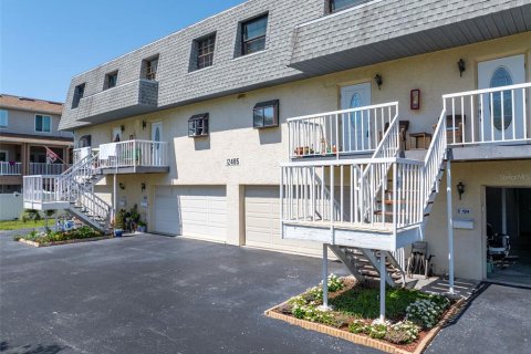 Condominio en venta en Treasure Island, Florida, 3 dormitorios, 169.08 m2 № 2147889 - foto 5