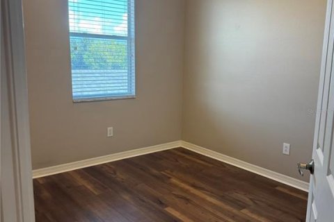Touwnhouse à louer à Tampa, Floride: 3 chambres, 136.57 m2 № 2413492 - photo 18