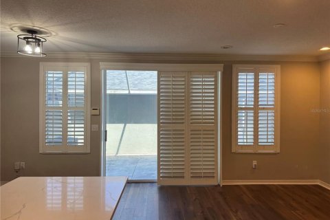 Touwnhouse à louer à Tampa, Floride: 3 chambres, 136.57 m2 № 2413492 - photo 6