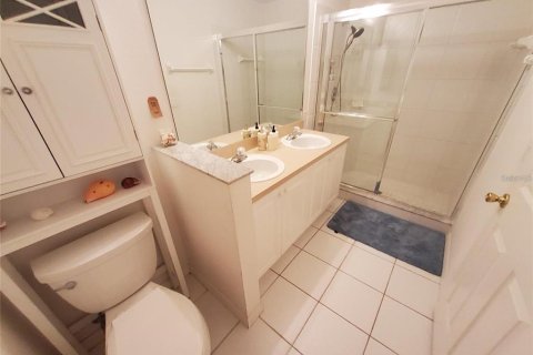 House in Davenport, Florida 4 bedrooms, 169.73 sq.m. № 1913569 - photo 6