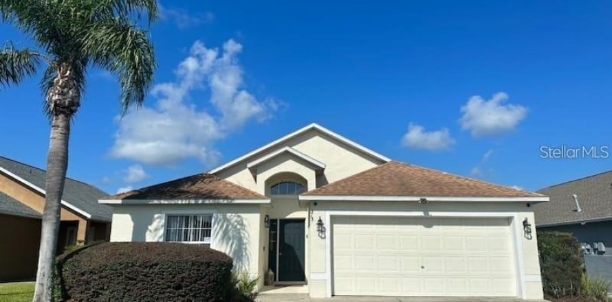 House in Davenport, Florida 4 bedrooms, 169.73 sq.m. № 1913569