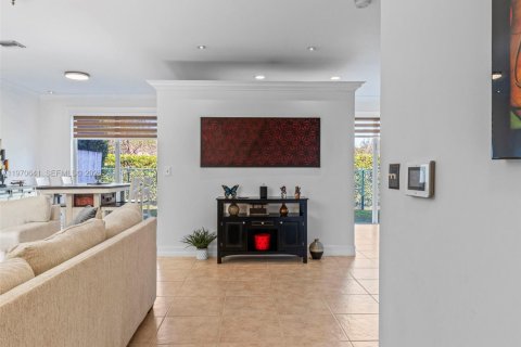 Купить таунхаус в Пемброк-Пайнс, Флорида 3 спальни, 140.75м2, № 2032069 - фото 5