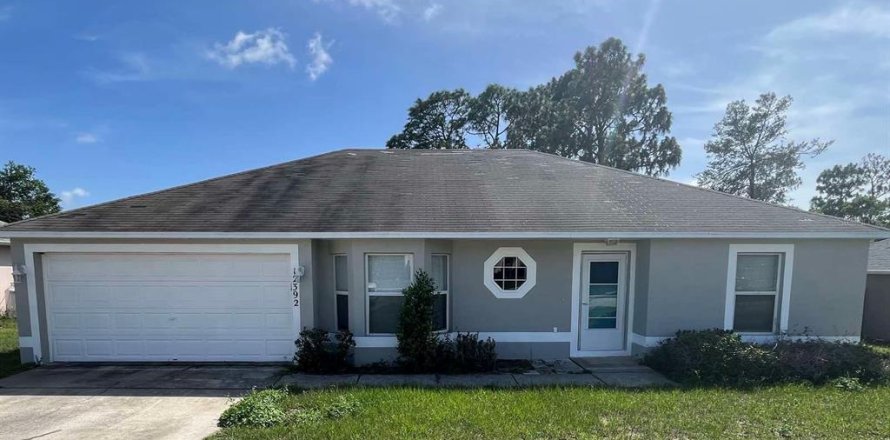 Casa en Spring Hill, Florida 3 dormitorios, 143.72 m2 № 1815767