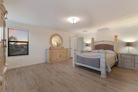 Купить виллу или дом в Лейквуд Ранч, Флорида 10 комнат, 362.23м2, № 1609368 - фото 13