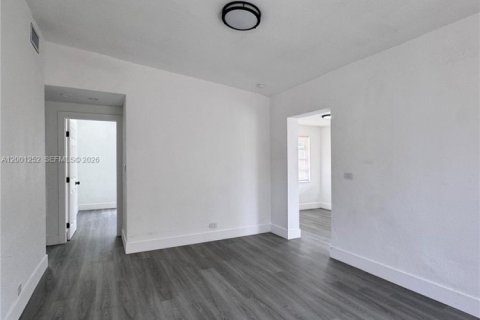 Villa ou maison à vendre à Miami Gardens, Floride: 3 chambres, 92.72 m2 № 2069195 - photo 9