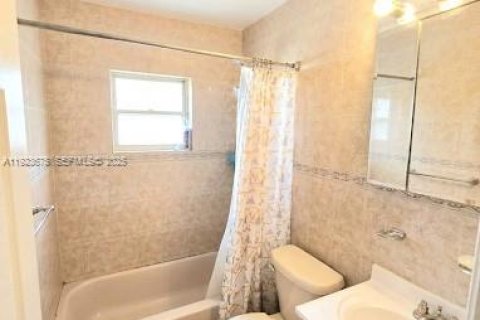 Condominio en venta en Miami, Florida, 3 dormitorios, 93.09 m2 № 2034140 - foto 6