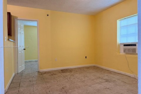 Снять в аренду кондоминиум в Майами, Флорида 1 спальня, 44.5м2, № 1964653 - фото 4