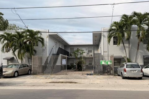 Снять в аренду кондоминиум в Майами, Флорида 1 спальня, 44.5м2, № 1964653 - фото 23