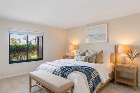 Condo in Ormond Beach, Florida, 2 bedrooms № 2219528 - photo 21
