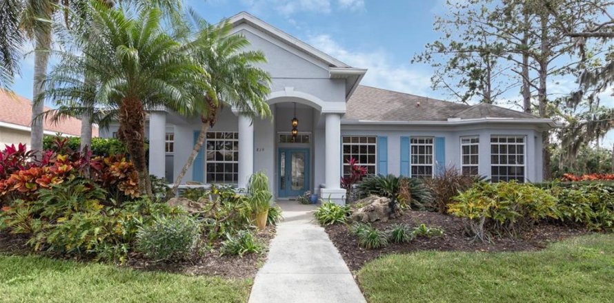 House in Osprey, Florida 4 bedrooms, 199.28 sq.m. № 1818837
