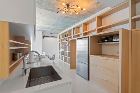 Снять в аренду кондоминиум в Майами-Бич, Флорида 2 спальни, 119.57м2, № 1958079 - фото 14