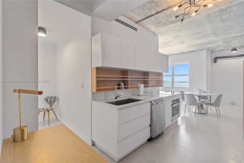 Снять в аренду кондоминиум в Майами-Бич, Флорида 2 спальни, 119.57м2, № 1958079 - фото 15