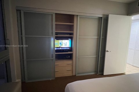 Condominio en venta en Sunny Isles Beach, Florida, 1 dormitorio, 63.92 m2 № 1938407 - foto 9