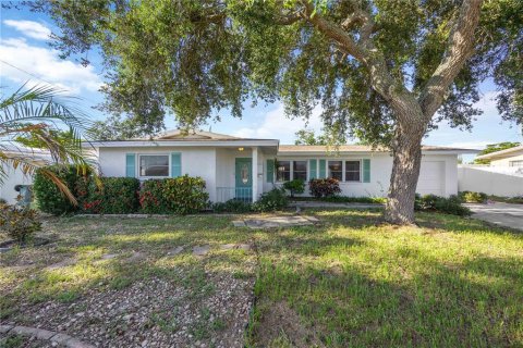 Villa ou maison à vendre à Bradenton, Floride: 2 chambres, 128.95 m2 № 1884033 - photo 1