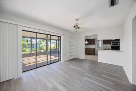 Villa ou maison à vendre à Bradenton, Floride: 2 chambres, 128.95 m2 № 1884033 - photo 10