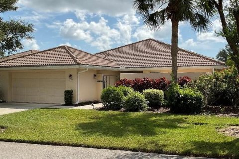 House in Venice, Florida 3 bedrooms, 209.4 sq.m. № 1873466 - photo 1