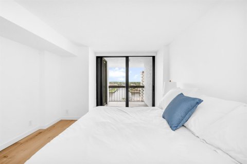 Condo in Hillsboro Beach, Florida, 2 bedrooms  № 2083685 - photo 19