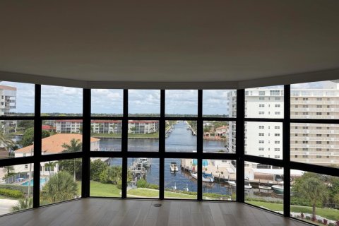 Condo in Hillsboro Beach, Florida, 2 bedrooms  № 2083685 - photo 3