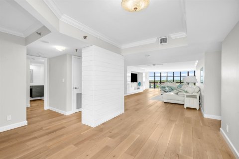 Condo in Hillsboro Beach, Florida, 2 bedrooms  № 2083685 - photo 9