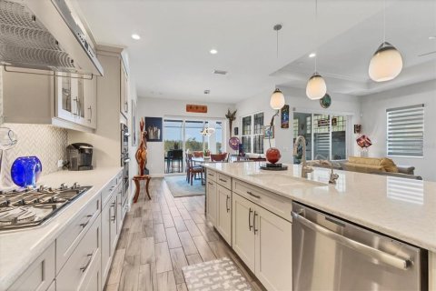 Купить виллу или дом в Брейдентон, Флорида 7 комнат, 230.49м2, № 1725243 - фото 16