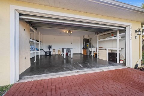 Villa ou maison à louer à Port St. Lucie, Floride: 3 chambres, 136.57 m2 № 2274529 - photo 4