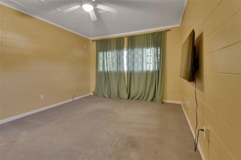 House in DeLand, Florida 3 bedrooms, 142.23 sq.m. № 1523884 - photo 15