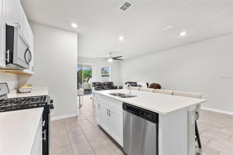 Villa ou maison à vendre à Palmetto, Floride: 4 chambres, 191.47 m2 № 1899353 - photo 12